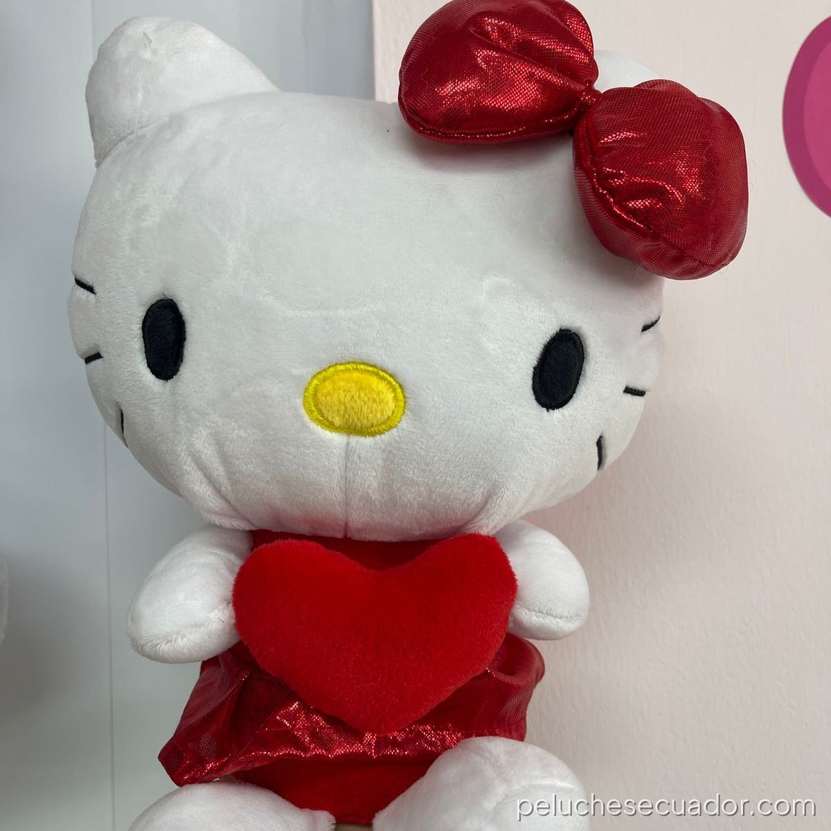 PELUCHE KITTY ROJA 35CM MA-0063