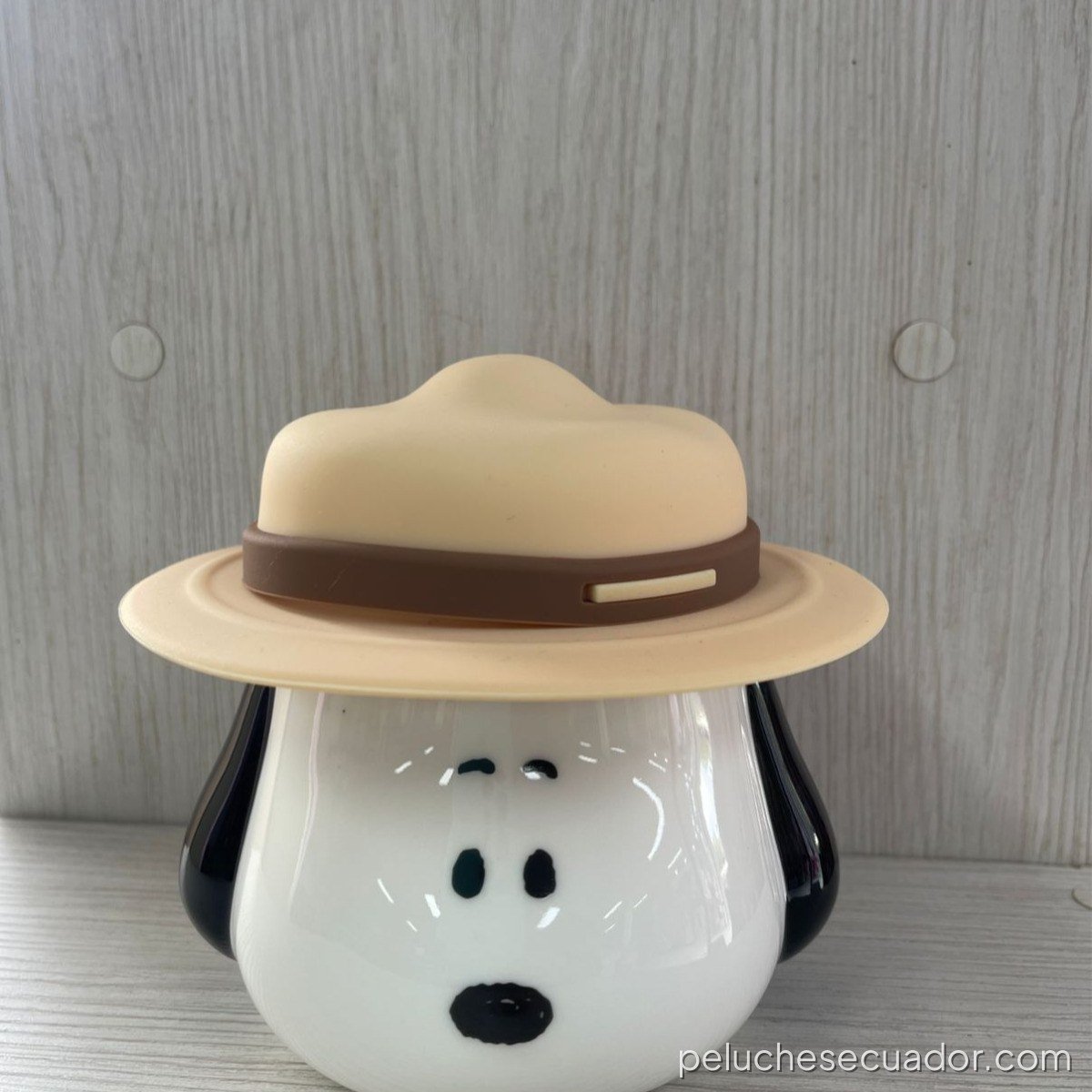 Taza ceramica Snoopy con sombrero