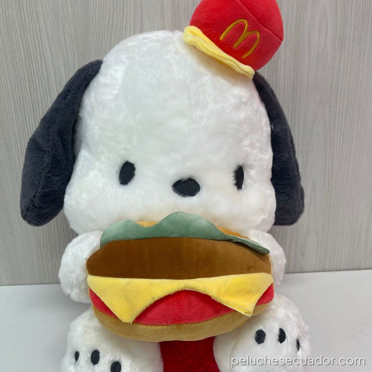 PELUCHE POCHACCO HAMBURGUESA