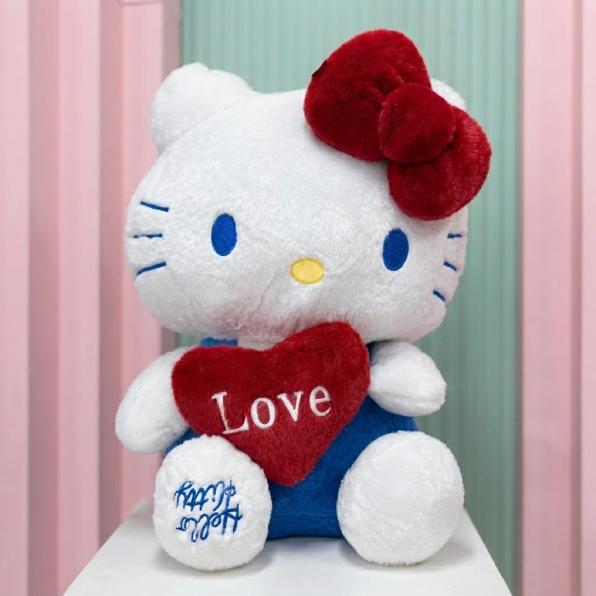 PELUCHE HELLO KITTY CORAZON AZUL